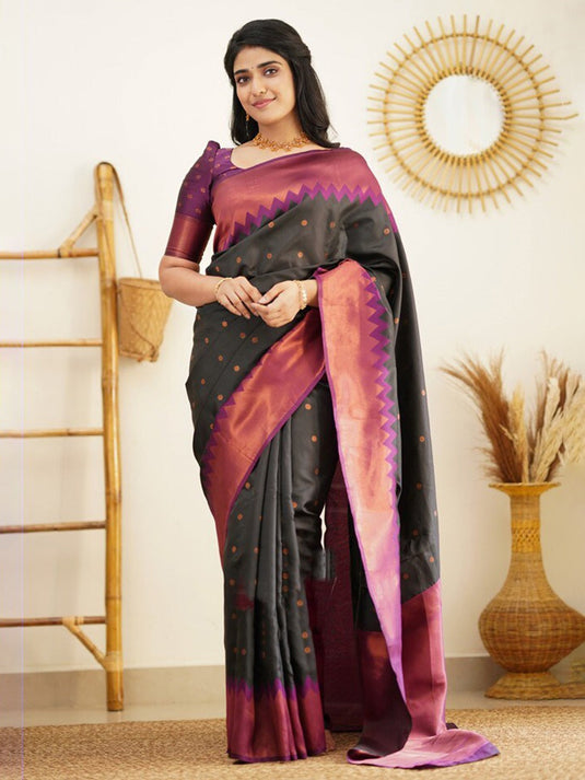 Villagius Banarasi Jaccard Embellished Zari Work Wedding Silk Black Colour Ival_Black Saree
