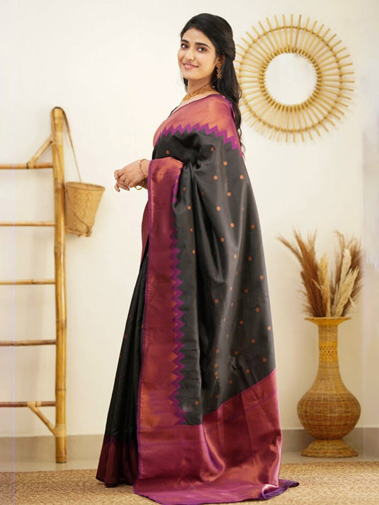 Villagius Banarasi Jaccard Embellished Zari Work Wedding Silk Black Colour Ival_Black Saree