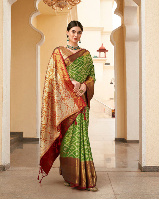 Villagius Partywear, Silk, Zari, New, Festive, Banarasi, Kanjivaram, Jaccard Zari Partywear Kanjivaram Silk Green Color TANAY_GREEN Saree